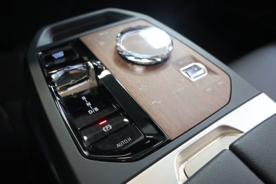 BMW iX xDrive40 Fully Charged Sport