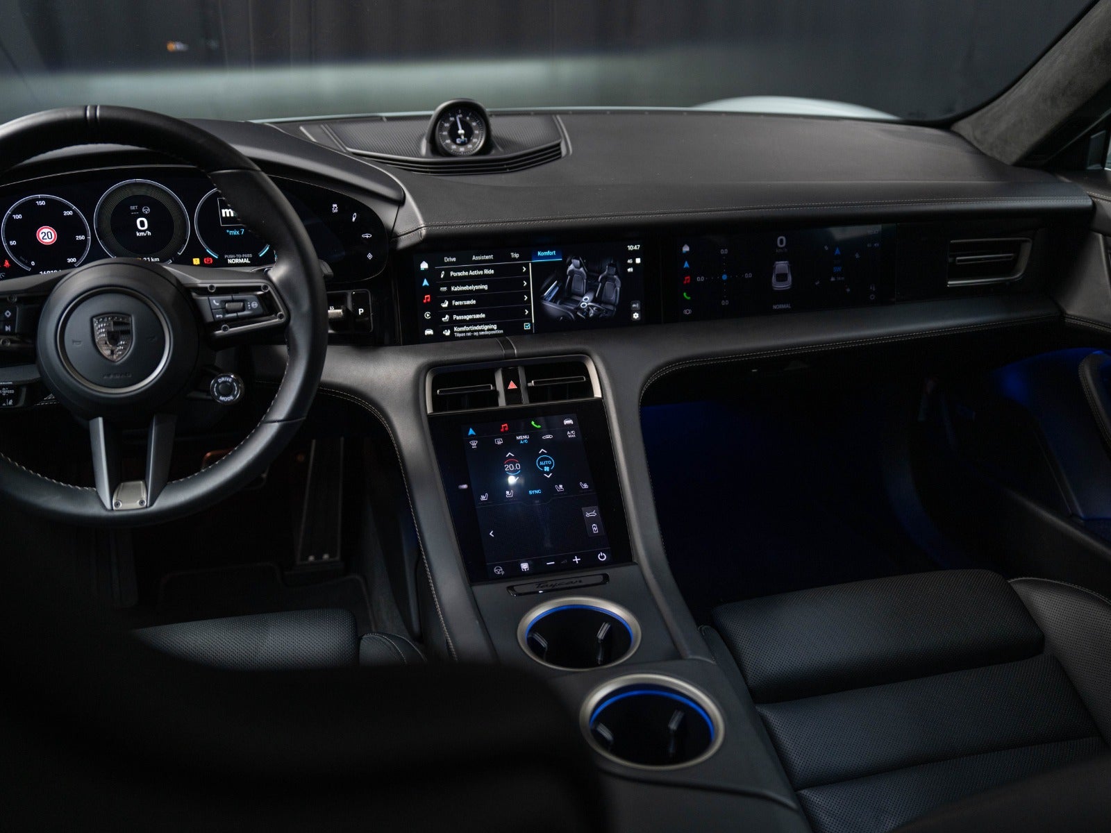 Gallery image 11 of 18