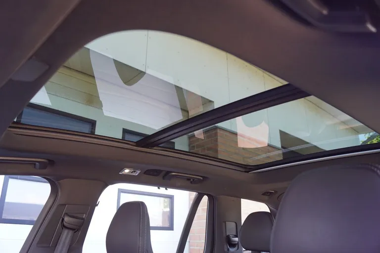 Volvo XC90 T8 ReCharge R-Design aut. AWD Van