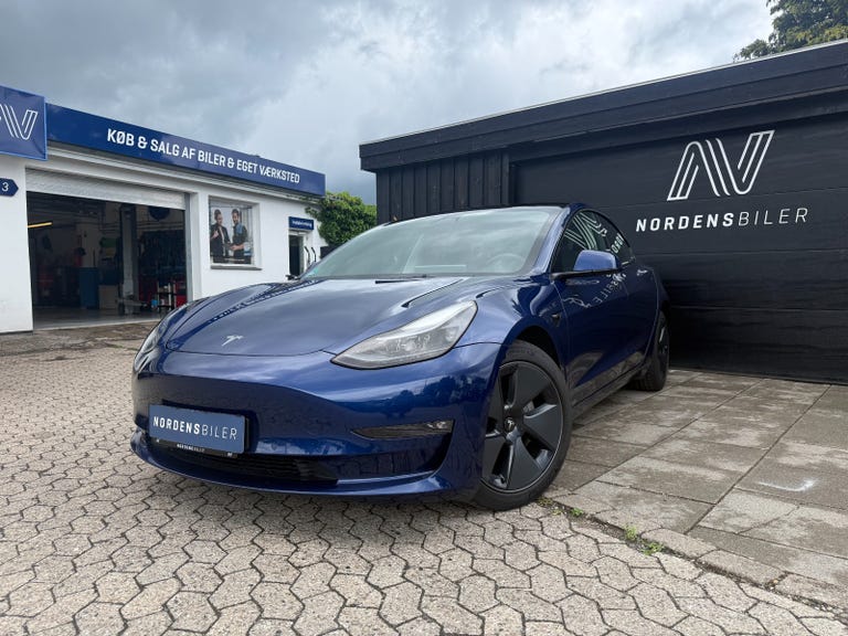 Tesla Model 3 Long Range AWD