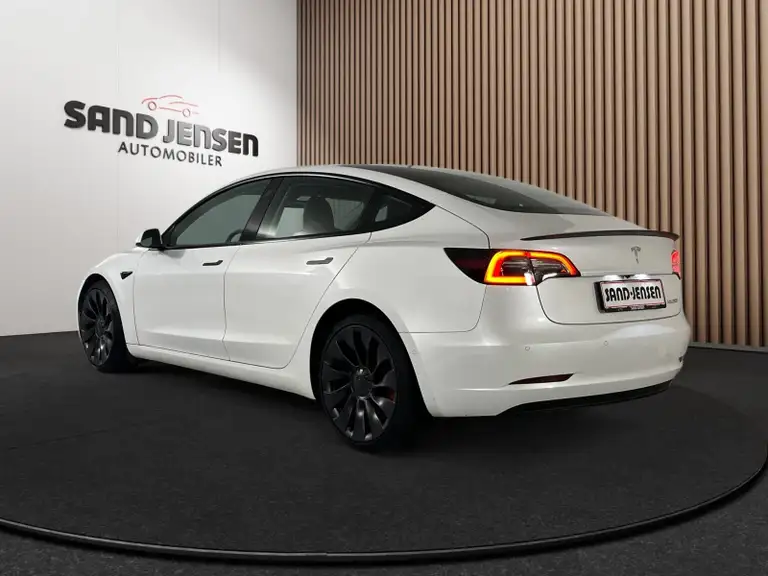 Tesla Model 3 Performance AWD