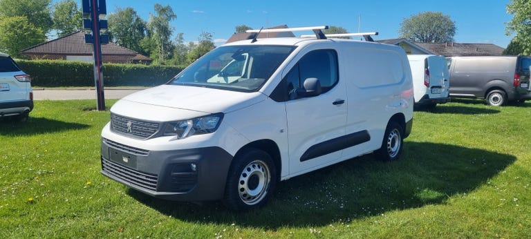 Peugeot Partner BlueHDi 100 L2V2 Plus Van