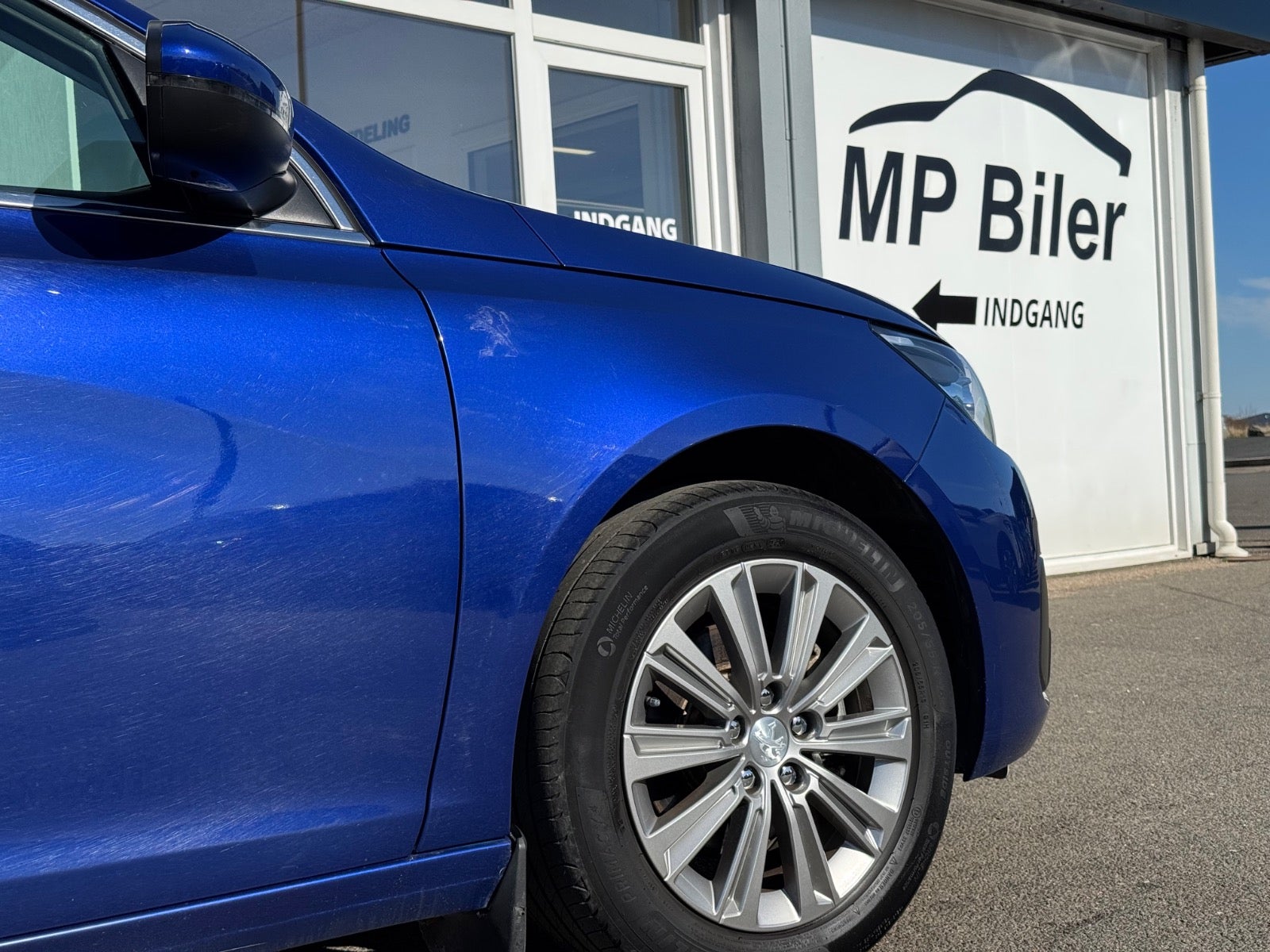 Billede af Peugeot 308 1,5 BlueHDi 130 Allure Sky SW