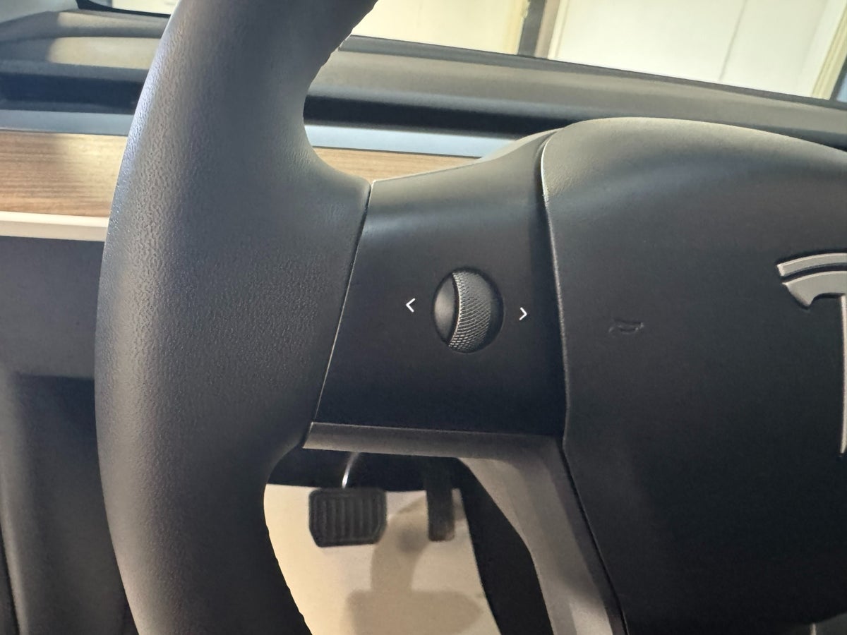 Tesla Model Y Long Range RWD