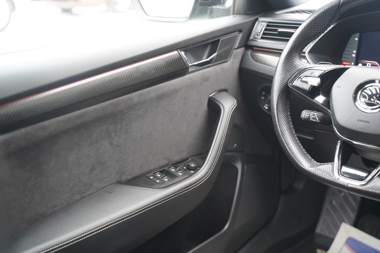 Billede af Skoda Superb 1,4 TSi iV Sportline Combi DSG