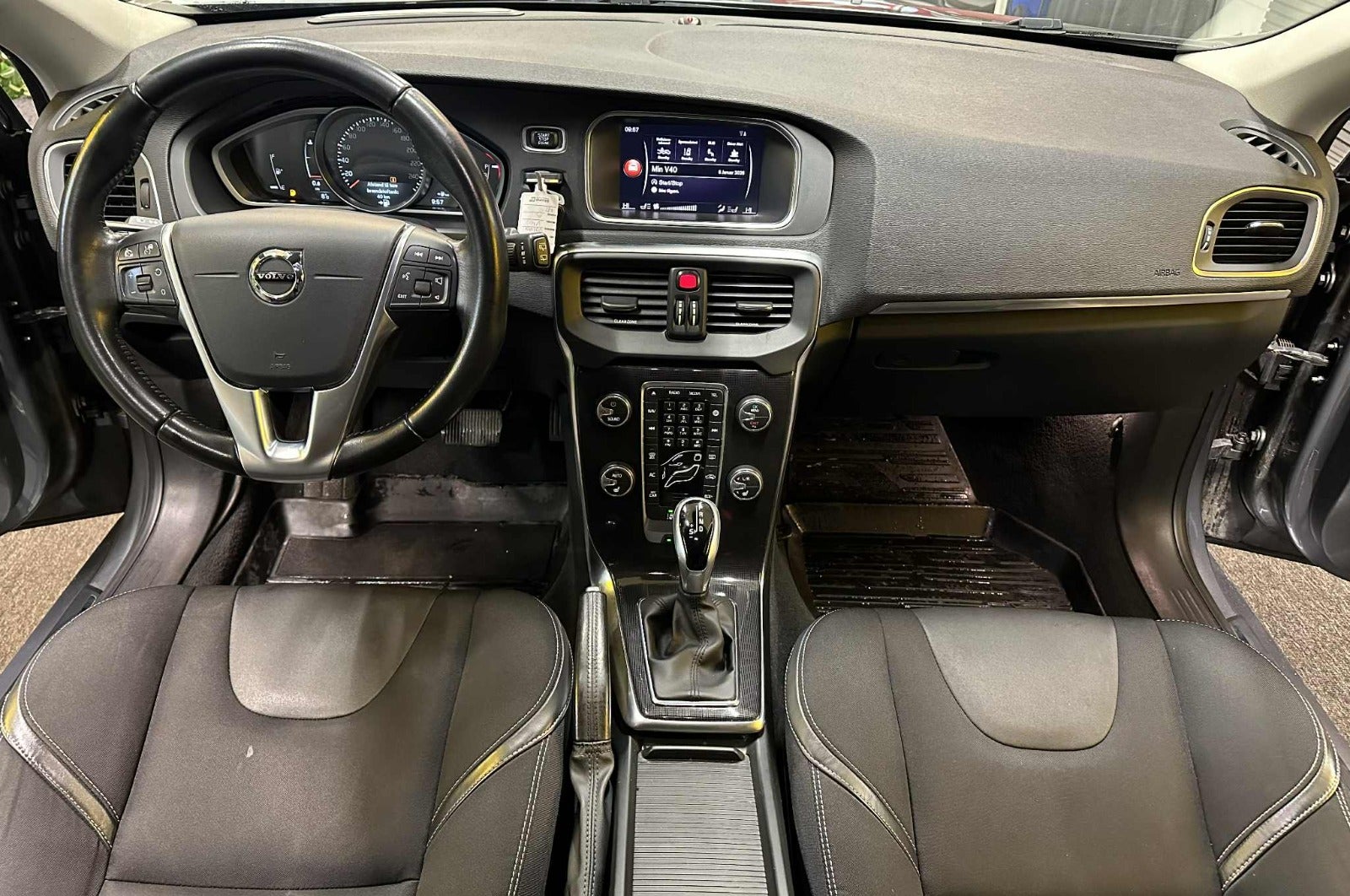 Billede af Volvo V40 2,0 D2 120 Momentum aut.