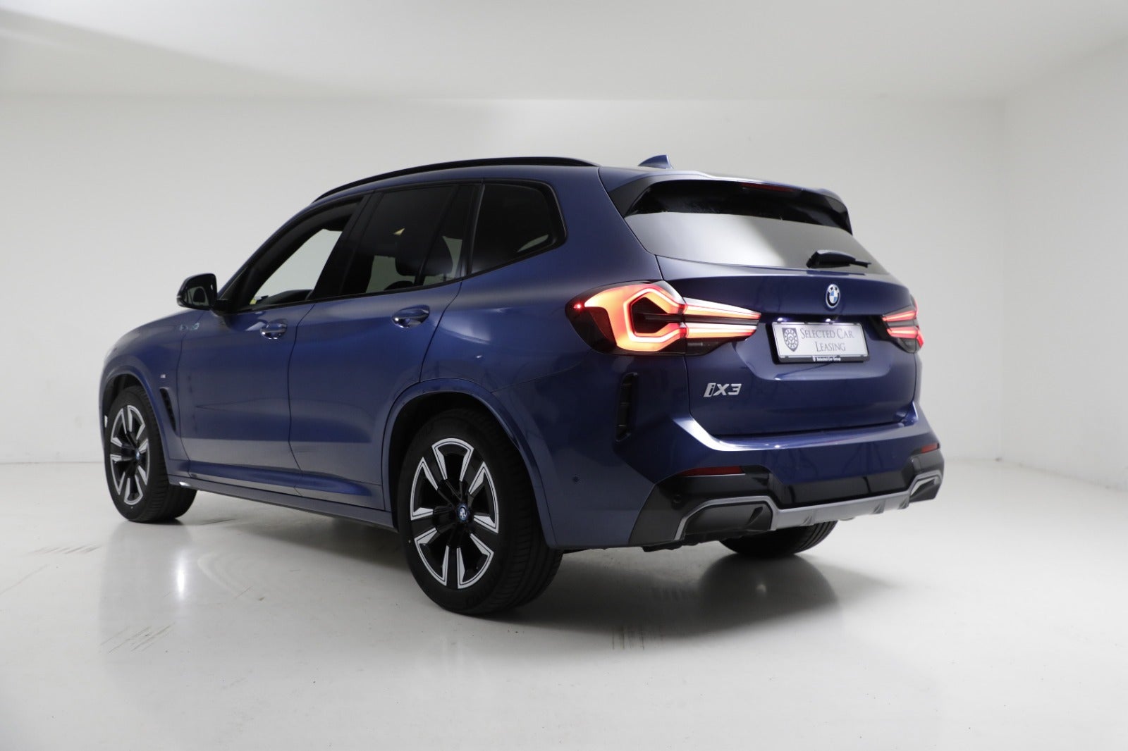 BMW iX3 Charged M-Sport