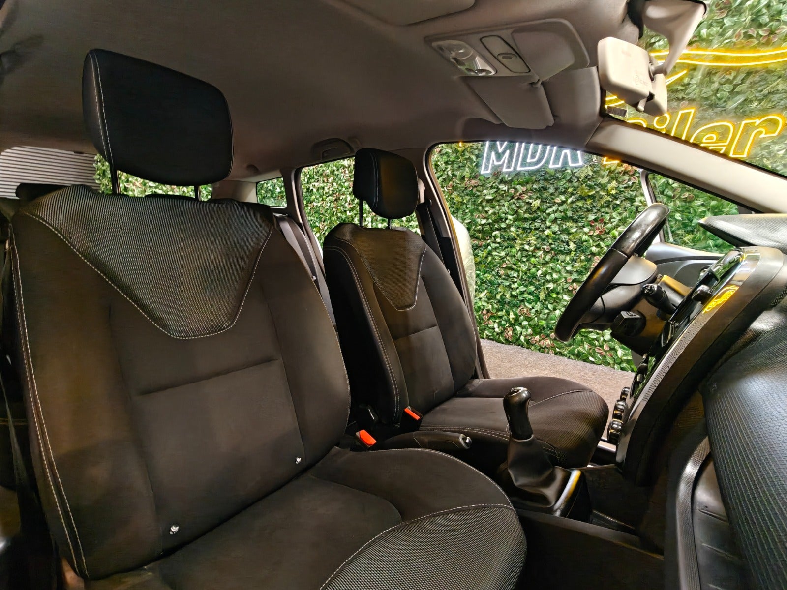 Billede af Renault Clio IV 1,5 dCi 75 Authentique Sport Tourer