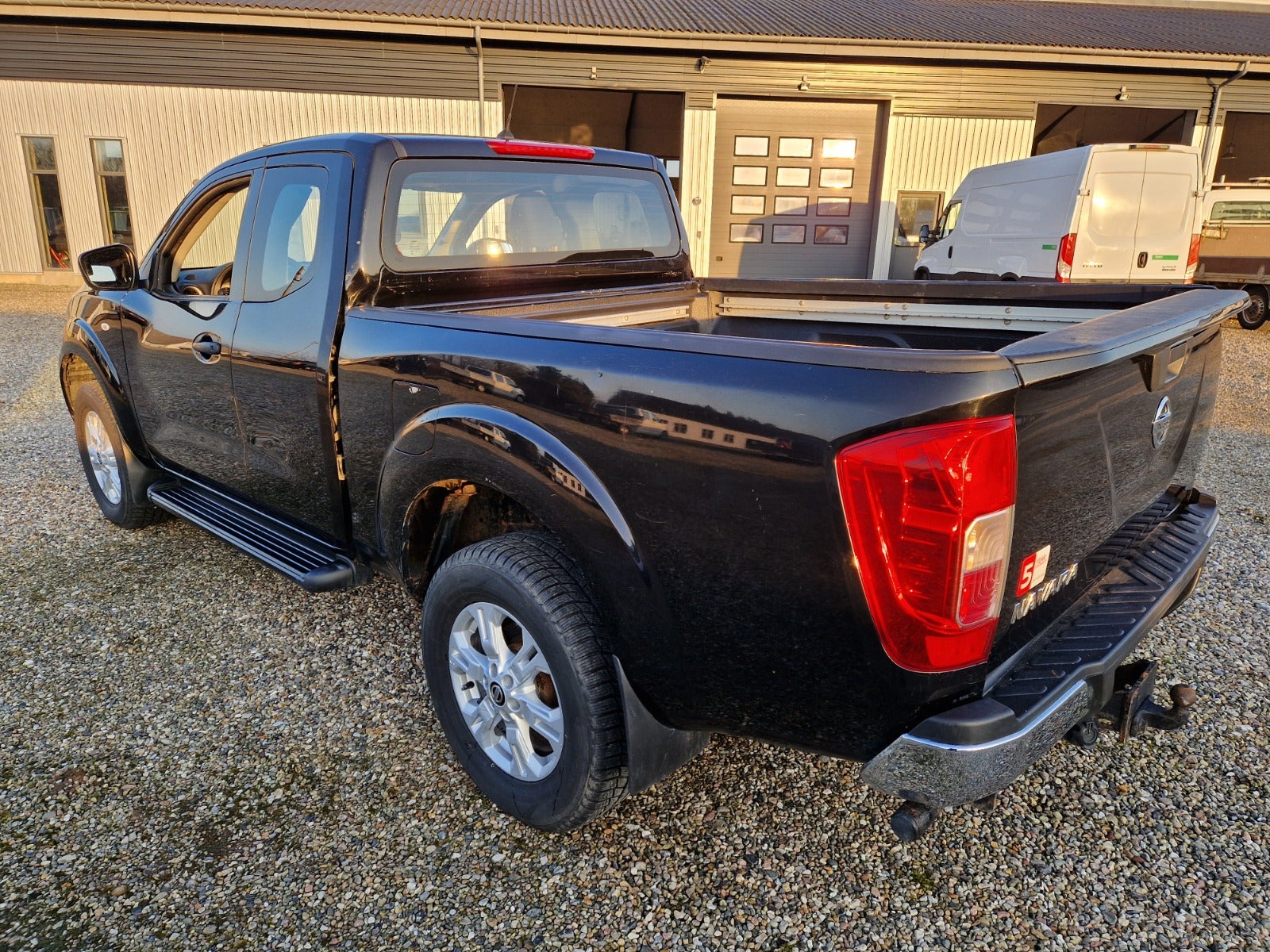 Billede af Nissan Navara 2,3 dCi 160 King Cab Acenta