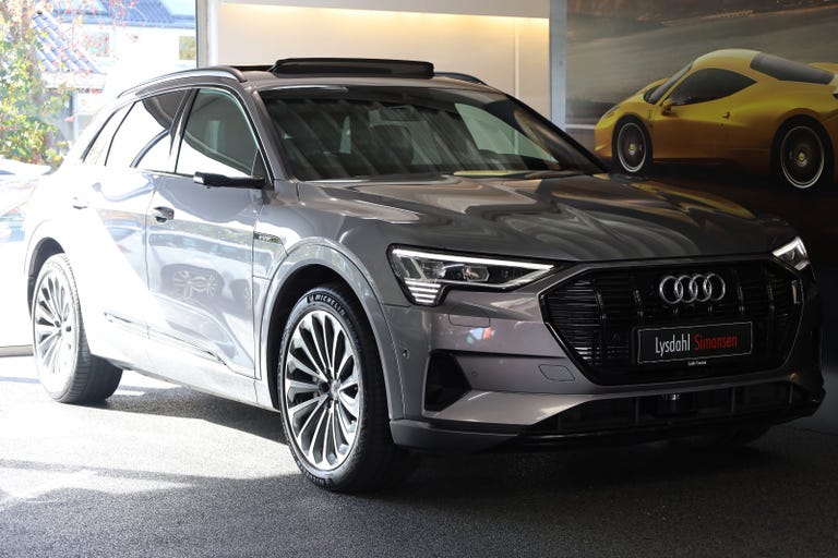 Audi e-tron quattro