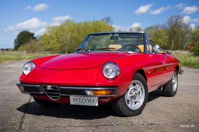 Alfa Romeo Spider 2,0 Veloce 2d