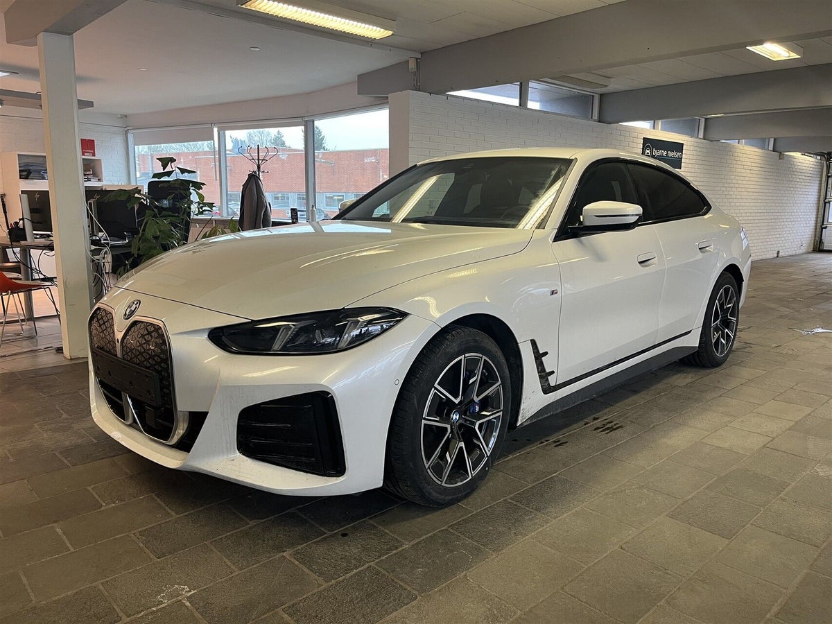 BMW i4 eDrive40 M-Sport billede 1