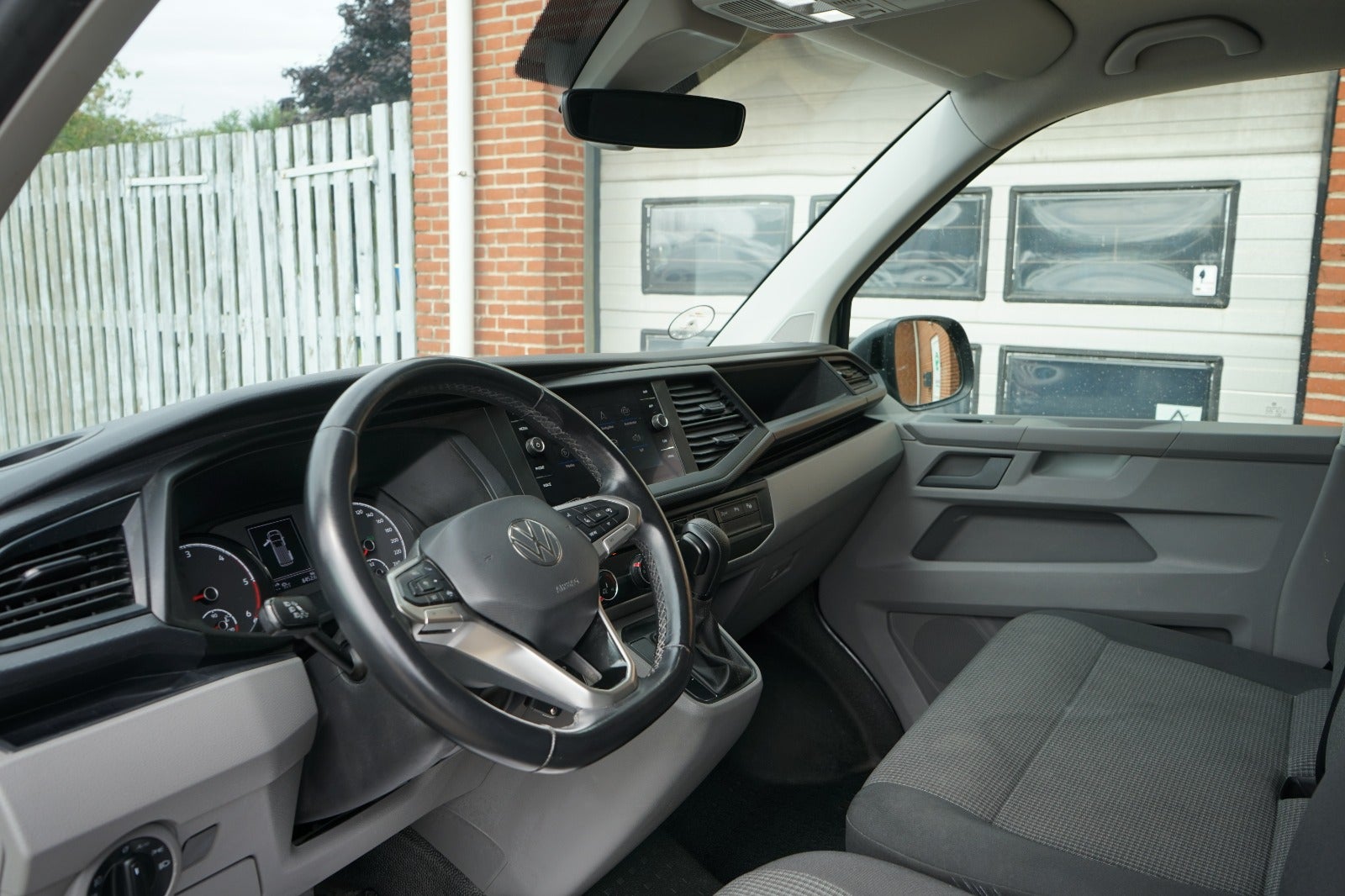 Billede af VW Transporter 2,0 TDi 150 Kassevogn DSG lang
