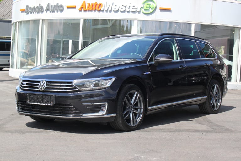 VW Passat GTE Variant DSG