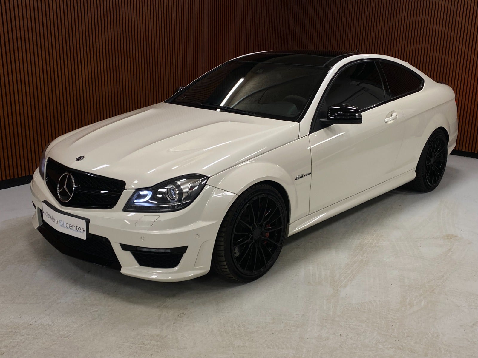 Mercedes C63 2012