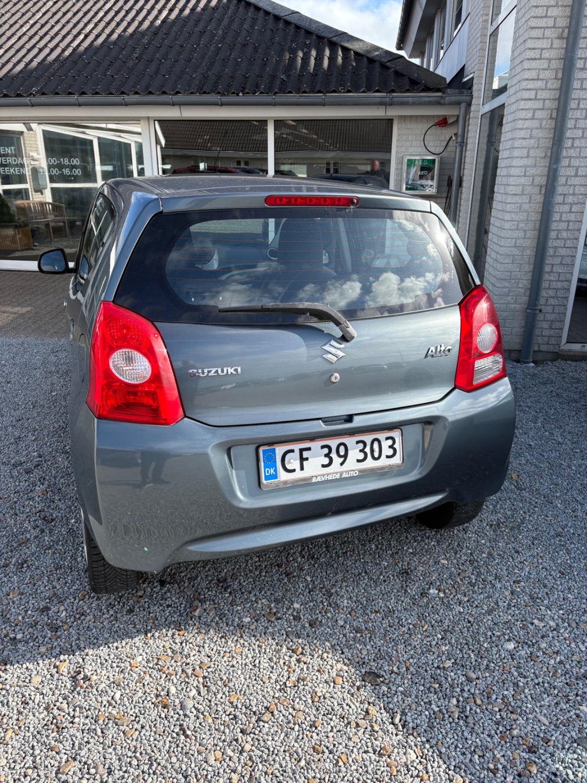 Suzuki Alto  – 3