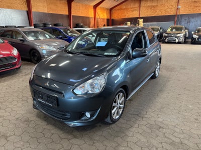 Mitsubishi Space Star Black & White
