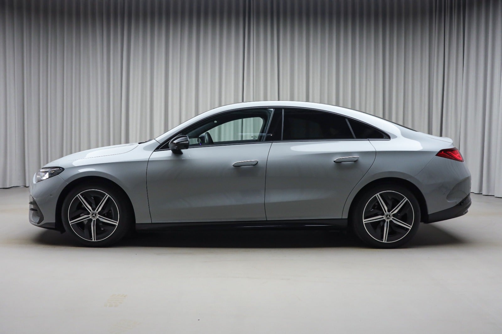 Mercedes-Benz CLA 250+ (6/8)