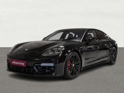 Porsche Panamera GTS PDK