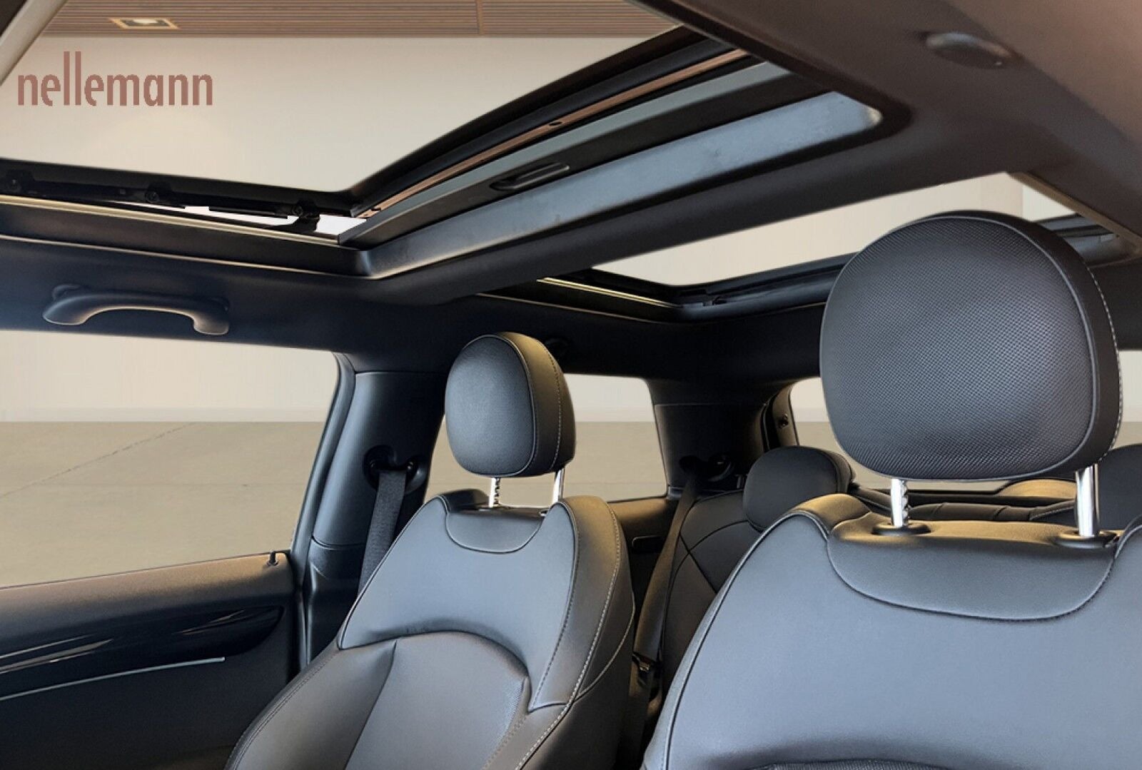 MINI Cooper SE Classic Trim