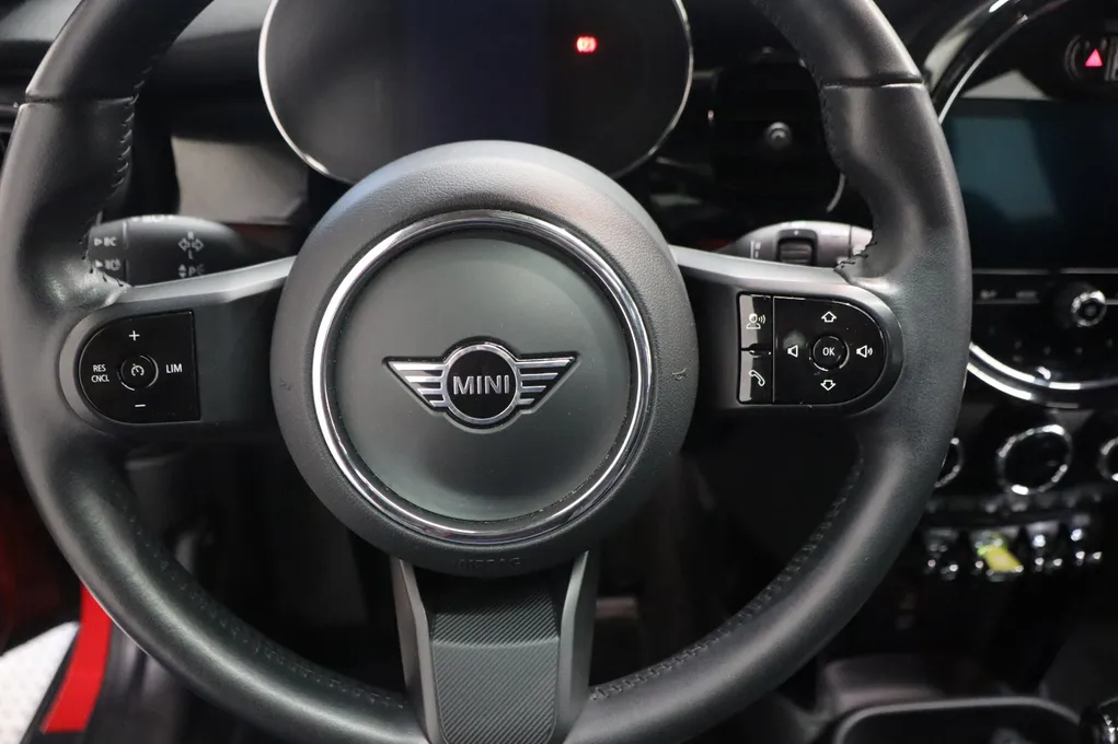 MINI Cooper SE Camden Edition