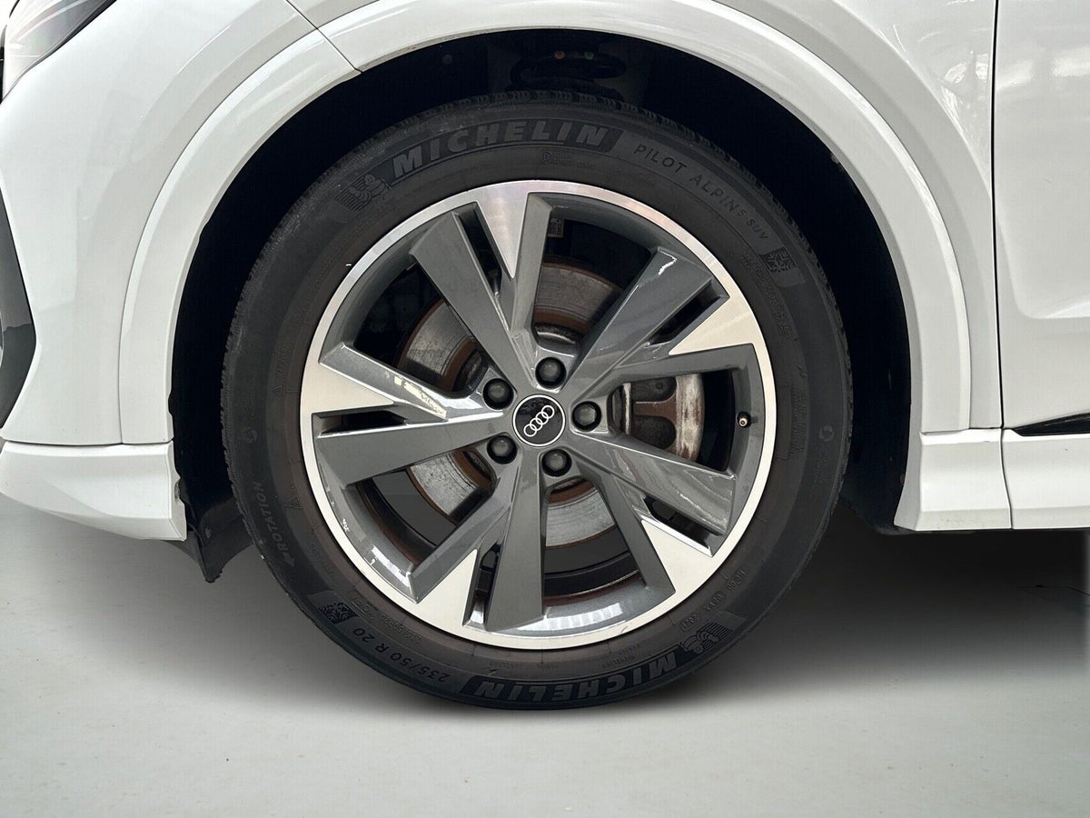 Audi Q4 e-tron S-line quattro billede 8