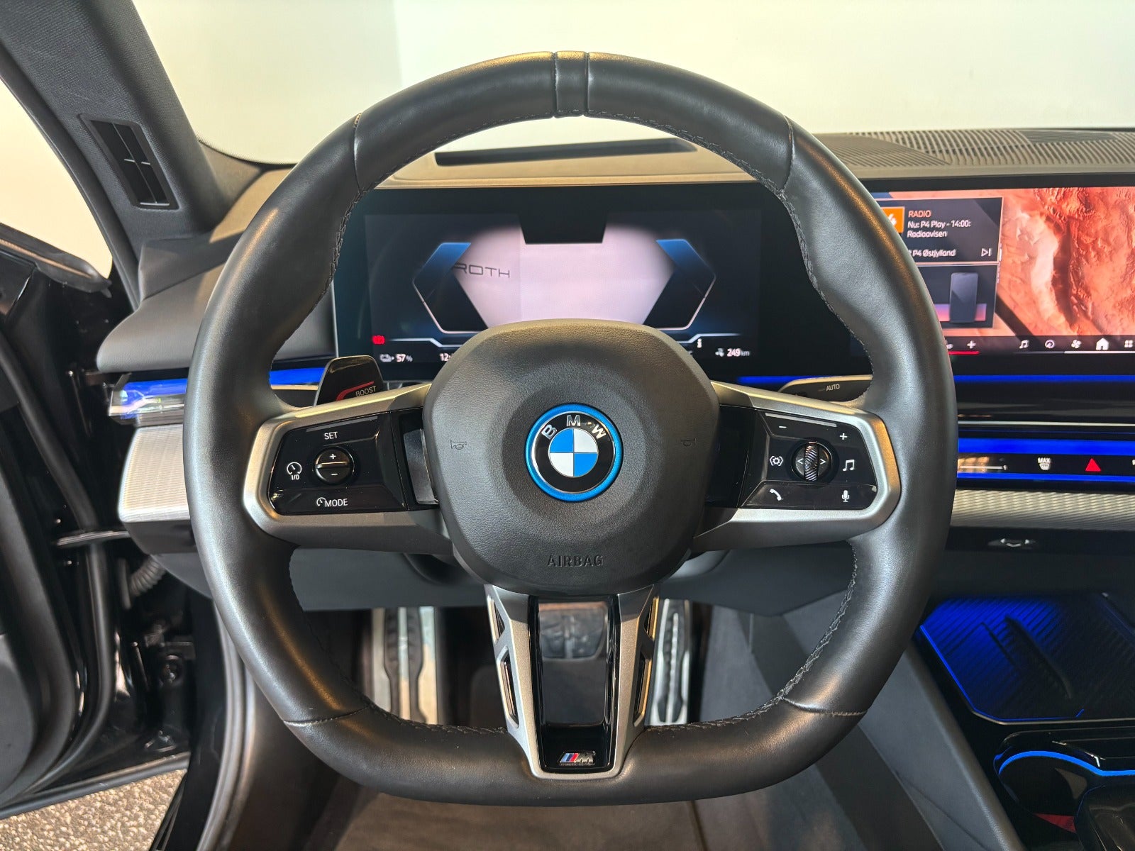 BMW i5 eDrive40 M-Sport 4d - 12