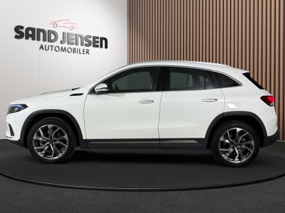 Mercedes EQA250 Electric Art