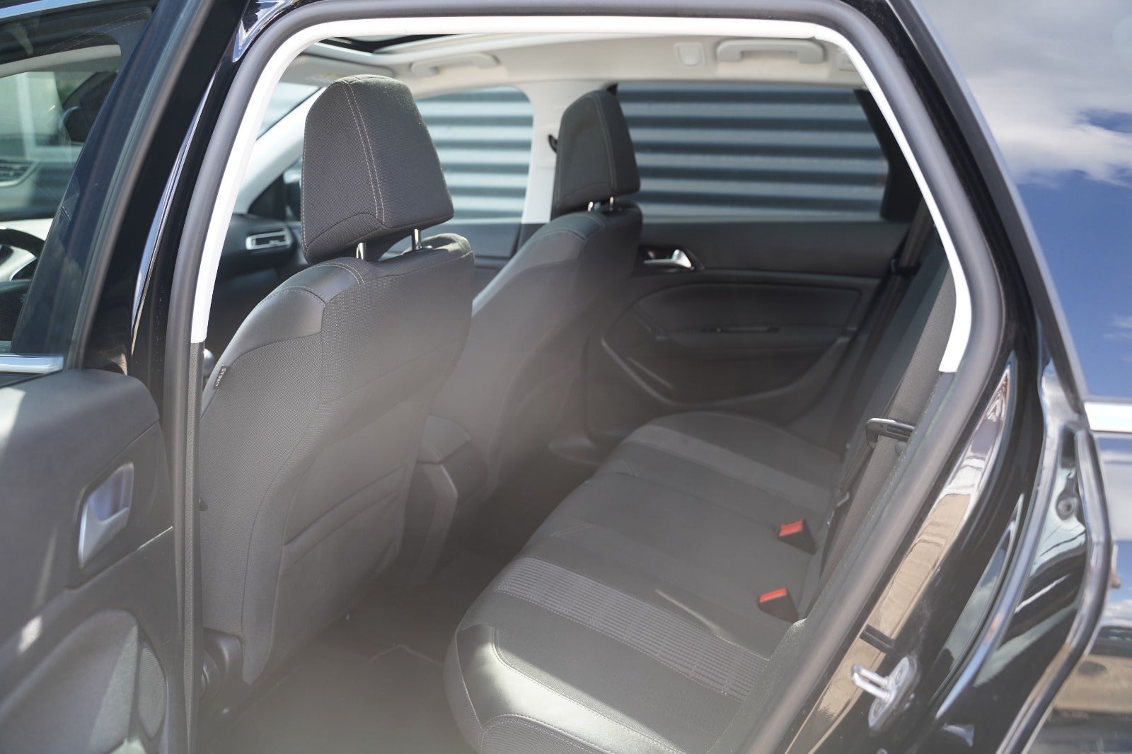 Billede af Peugeot 308 1,5 BlueHDi 130 Allure+ Sky SW
