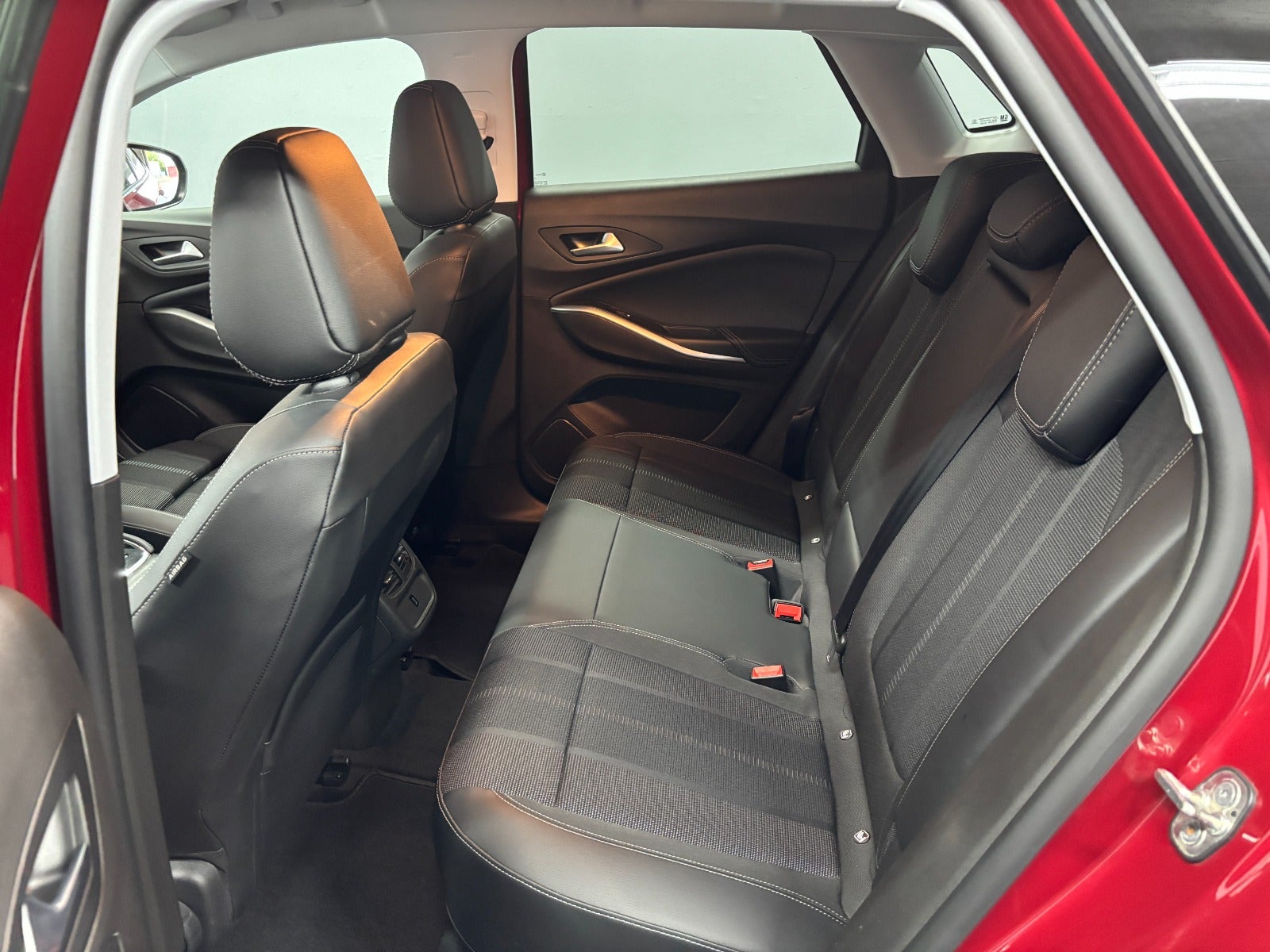 Billede af Opel Grandland 1,6 Hybrid Ultimate aut.