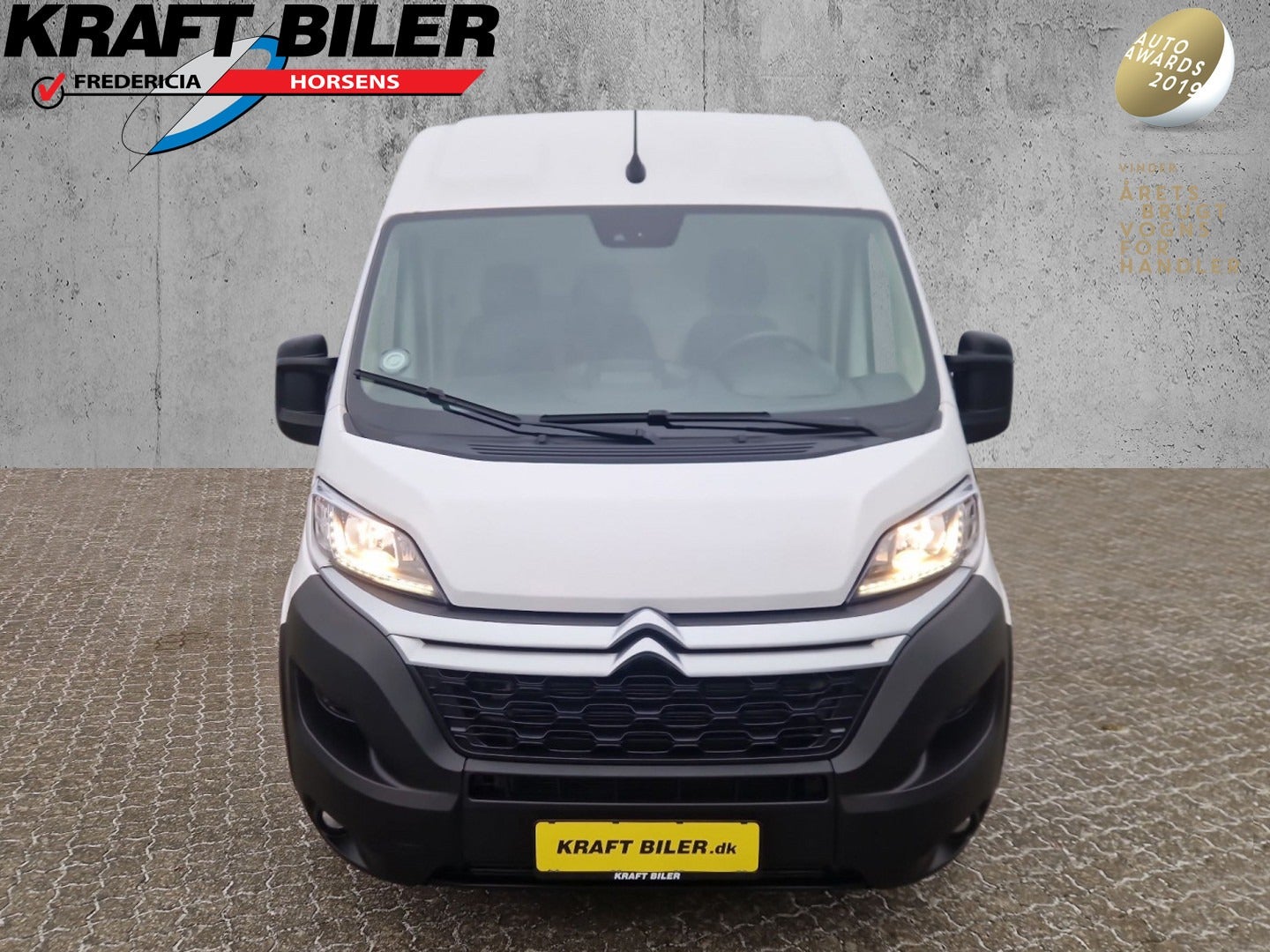 Billede af Citroën Jumper 33 2,2 BlueHDi 140 L3H2 MasterLine