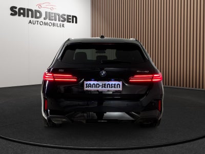 BMW i5 eDrive40 Touring Fully Charged M-Sport
