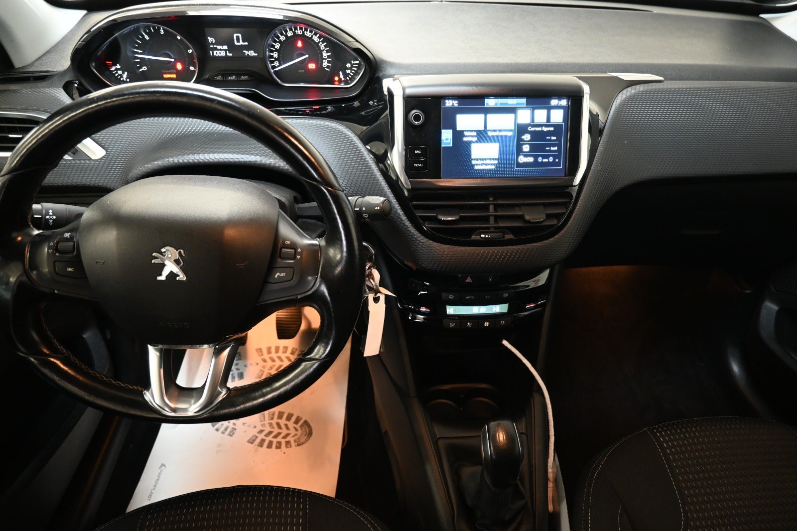 Peugeot 208 BlueHDi 100 Desire