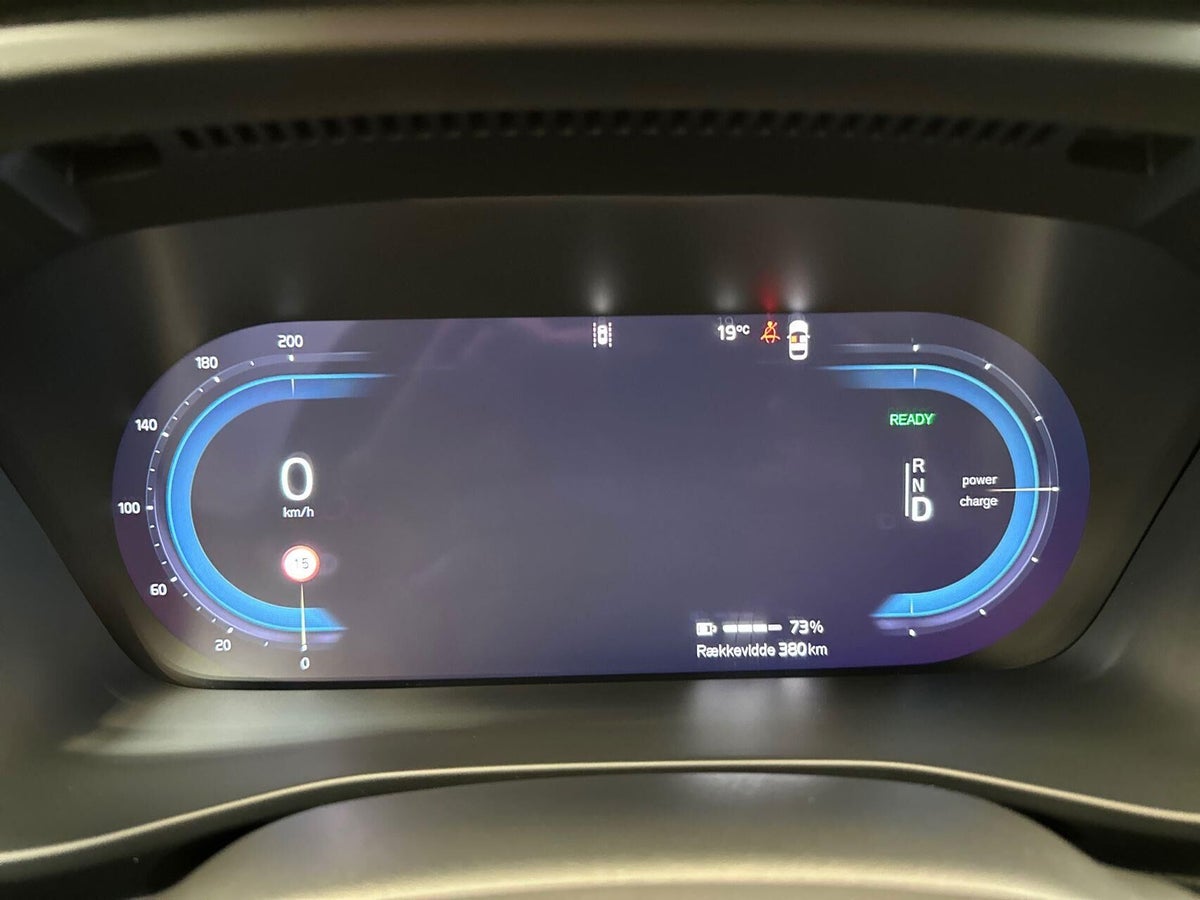 Volvo EX40 Extended Range Core billede 16