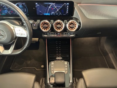 Mercedes EQA250 Electric Art