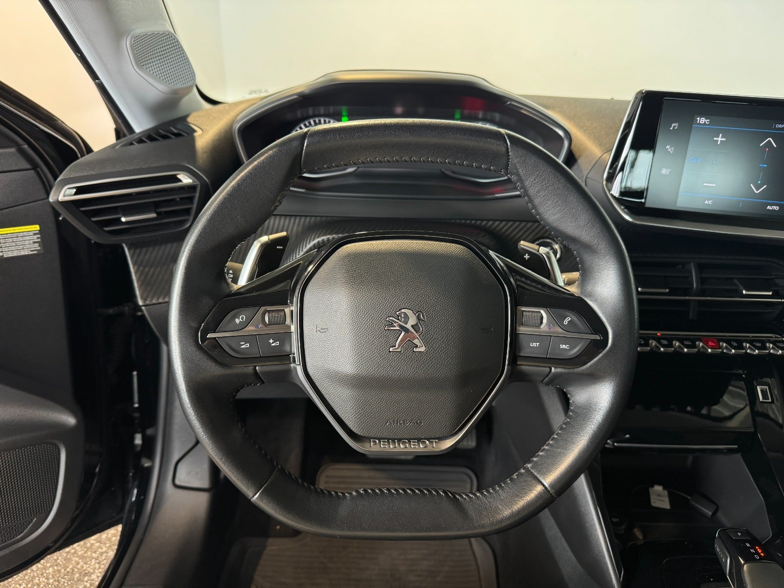 Peugeot 208 1,2 PureTech 100 Allure EAT8 5d - 13