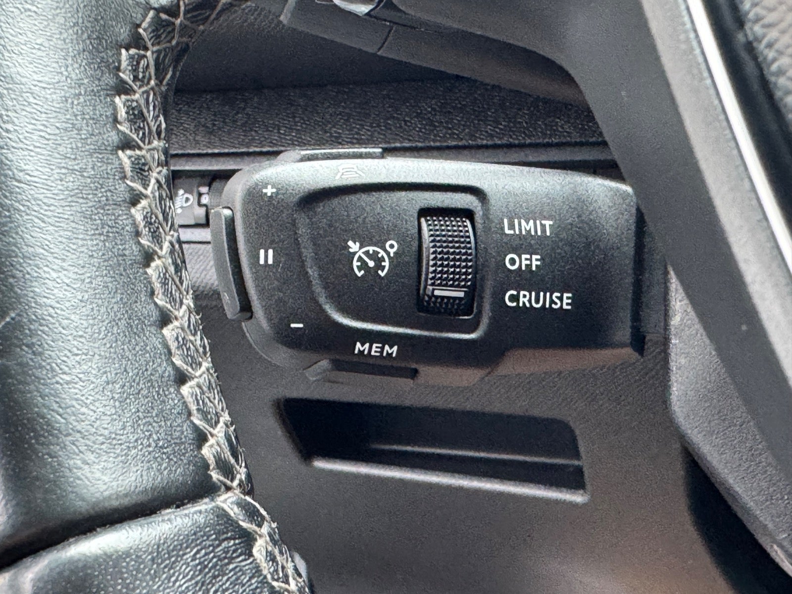 Billede af Peugeot 3008 1,6 Hybrid First Selection EAT8