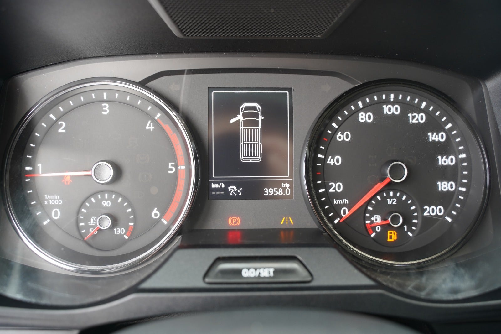 Billede af VW Crafter 35 2,0 TDi 140 Kassevogn L3H2