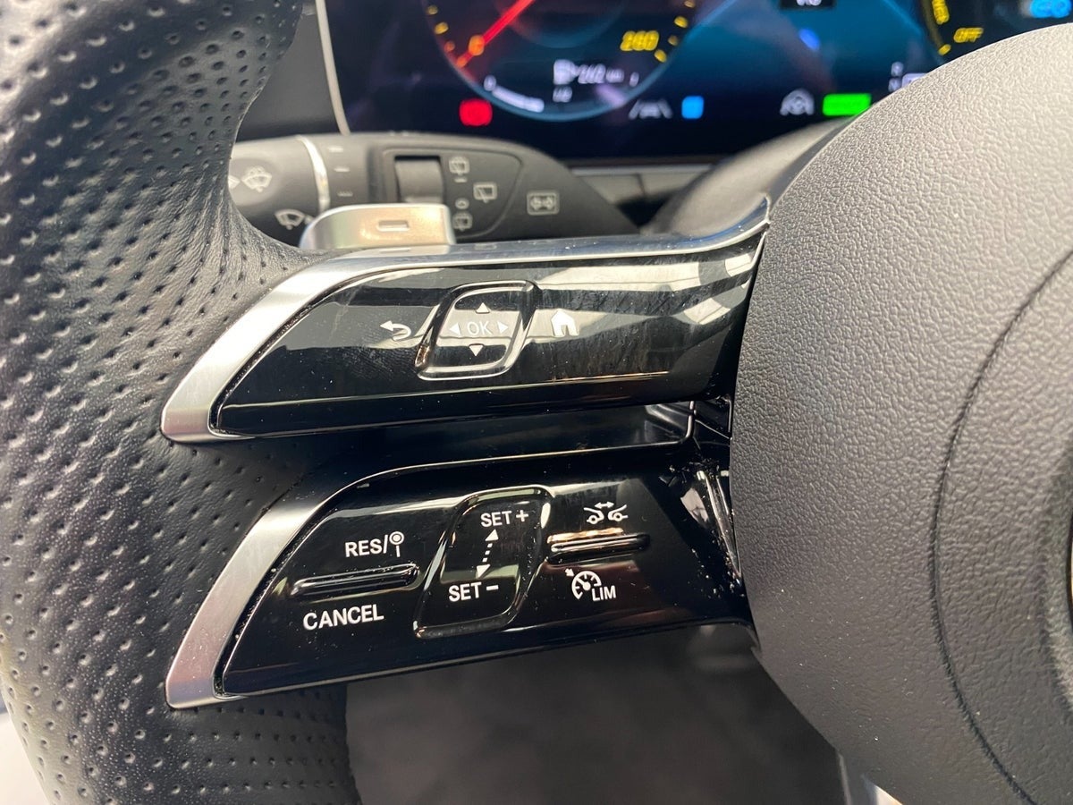 Billede af Mercedes E300 de 2,0 AMG Line stc. aut. 4Matic