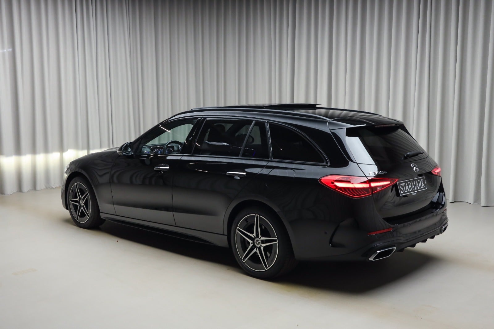 Mercedes-Benz C 300 e (3/8)