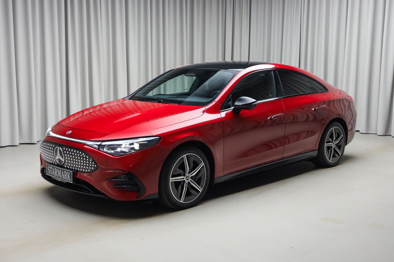 Mercedes-Benz CLA 250+ (1/8)