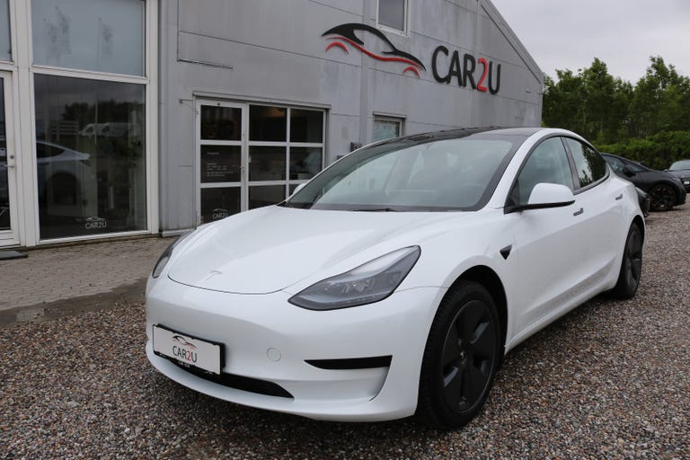 Tesla Model 3 RWD