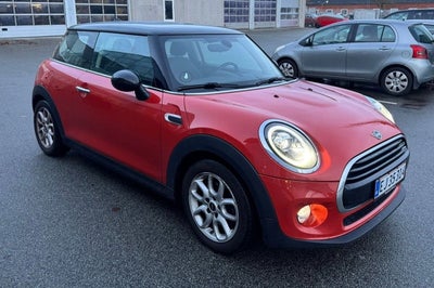 MINI Cooper 1,5 Essential 3d