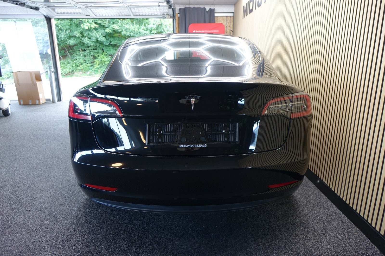 Tesla Model 3, Billede 9