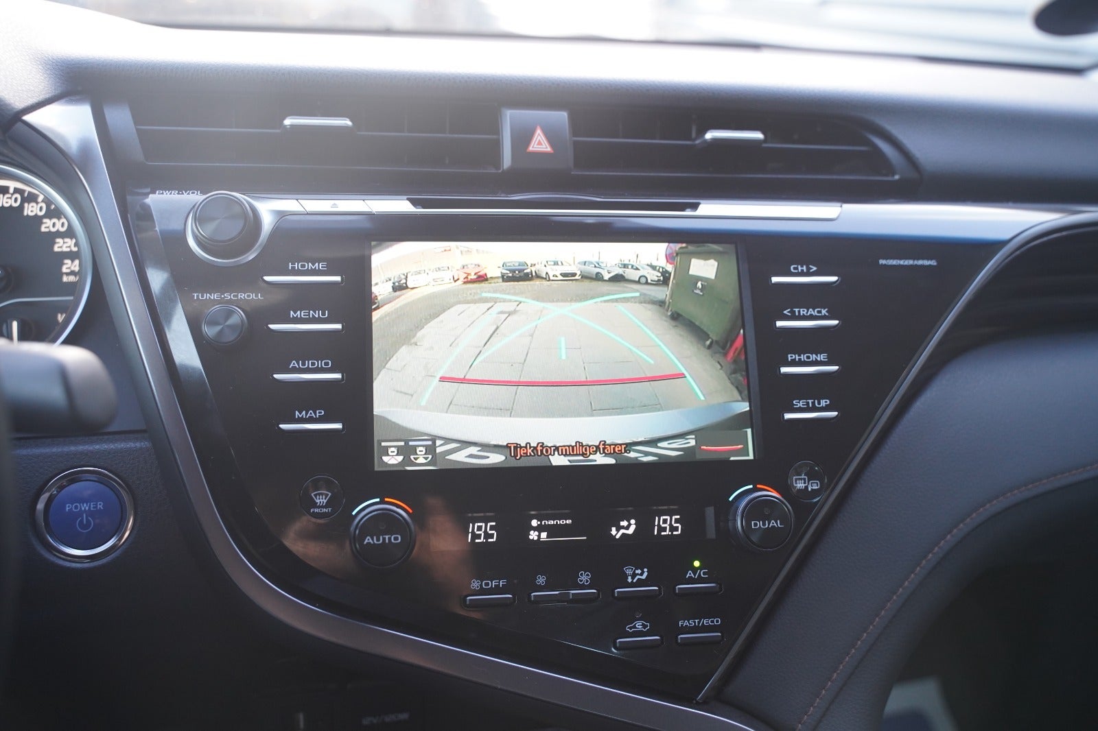 Billede af Toyota Camry 2,5 Hybrid H3 Executive CVT