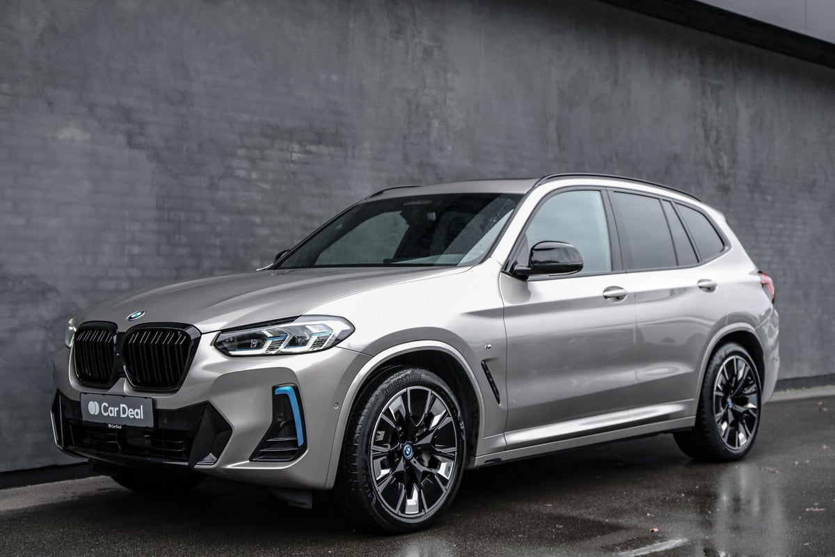 BMW iX3 billede
