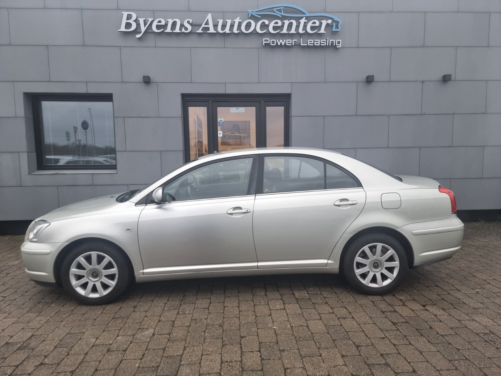 Toyota Avensis 2005