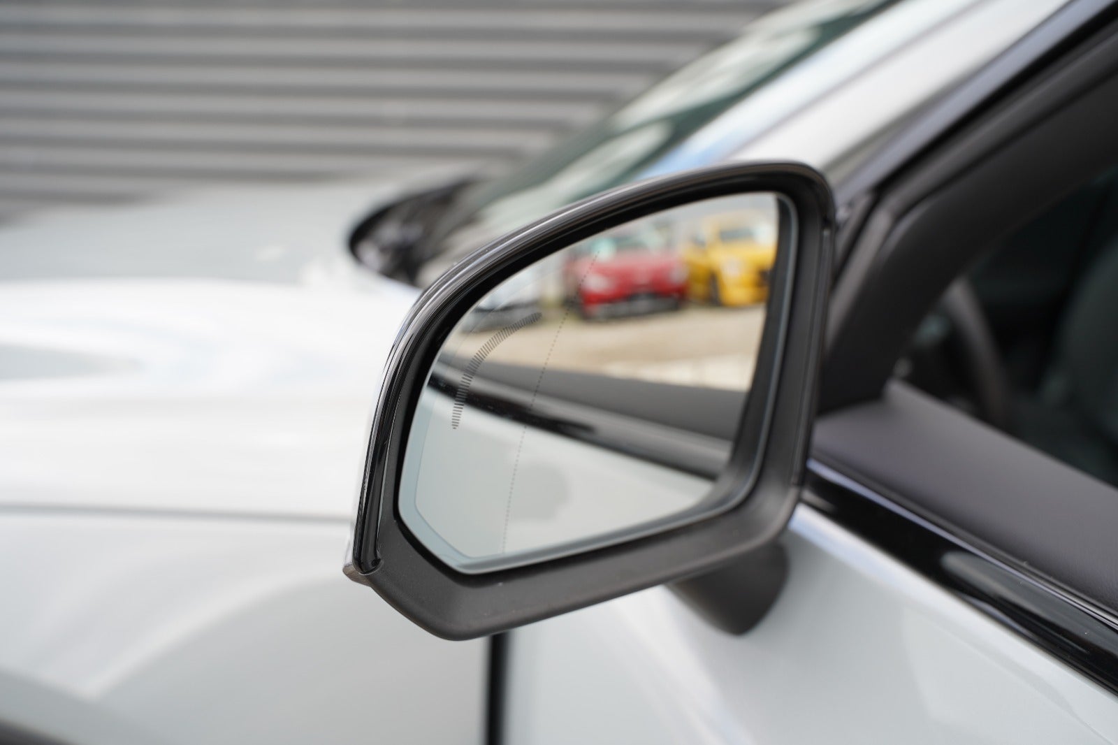 Billede af Volvo EX40  Extended Range Black Edition
