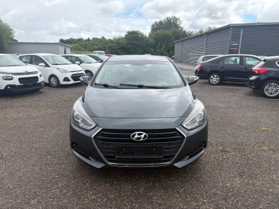 Hyundai i40 1,7 CRDi 115 Trend 4d
