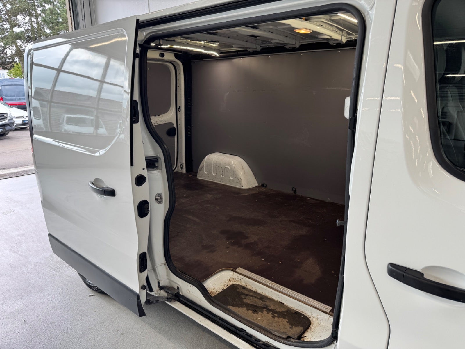 Billede af Renault Trafic T29 2,0 dCi 120 L2H1